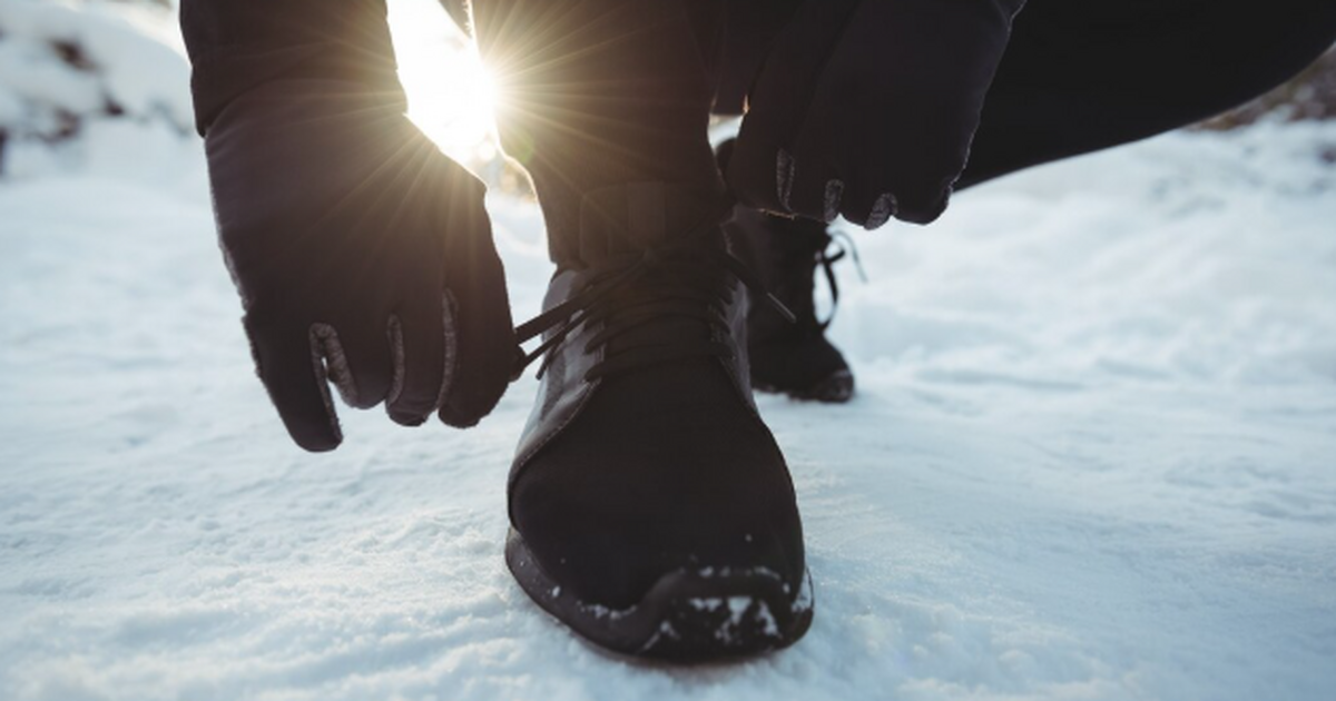 Как сделать старые сапоги нескользкими за 10 ми...