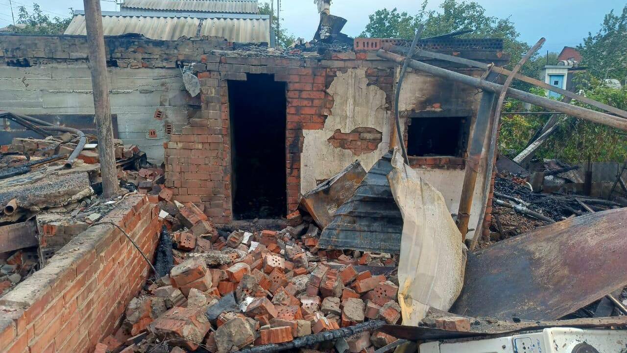 Погибли трое, в том числе ребенок: в Самарской области ночью 30 августа произошел пожар в дачном доме Прокуратура проводит проверку, возбуждено уголо...