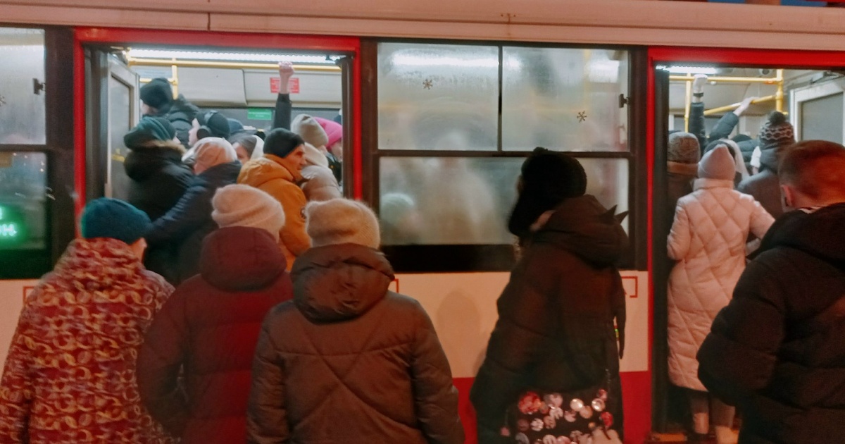 Департамент транспорта Самары планирует повысить тарифы на проезд в 2026 году Последнее повышение прошло в январе текущего года