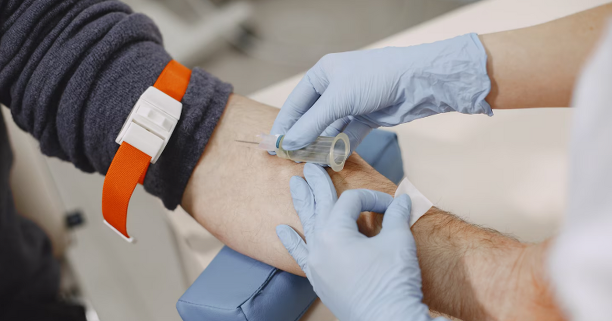 Как подготовиться к сдаче крови: важные правила для будущих доноров Донорство крови требует правильной подготовки: ...