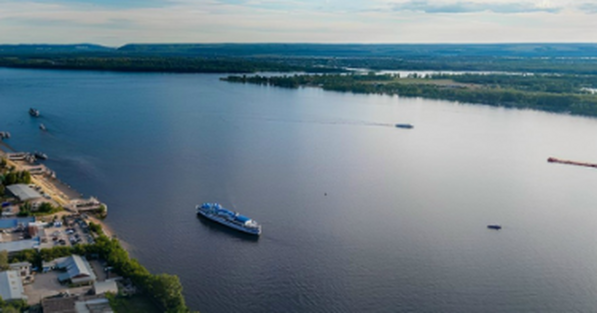 В ближайшие дни суда отправятся по направлениям...