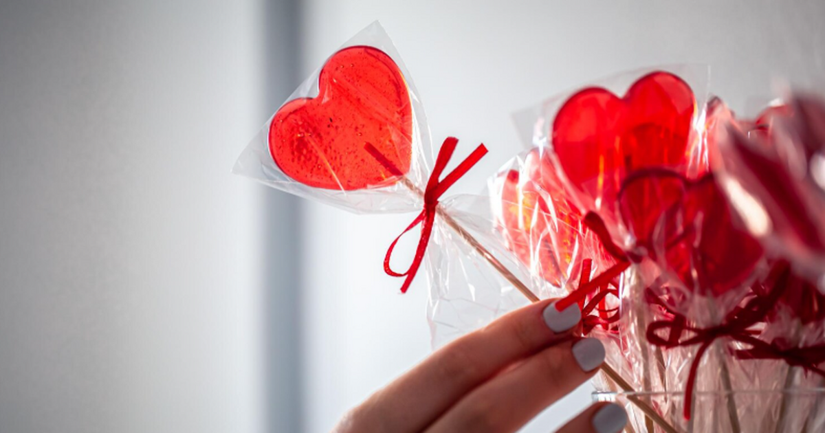 Иеромонах Макарий и ОП считают, что праздновани...