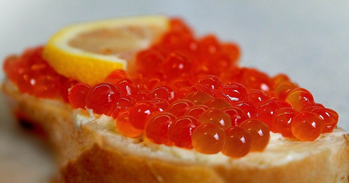 Эксперты связывают колебания с объемами вылова ...