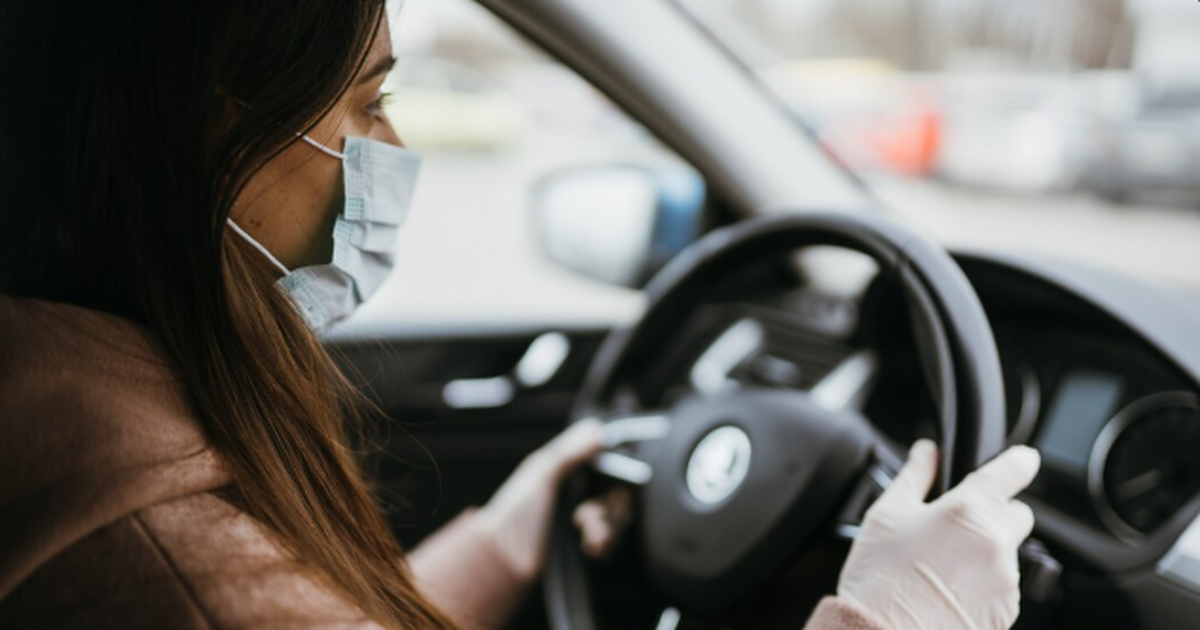 Заехал за стоп-линию на красный: единственное п...