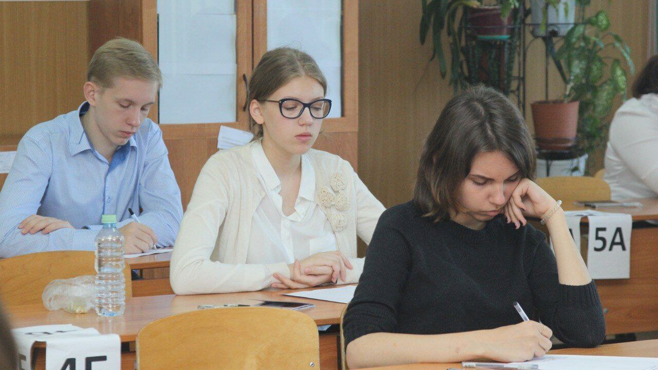 В Самаре объявили первые результаты ЕГЭ: есть первые 25 стобалльников Об этом рассказал мэр города Иван Носков, поздр...