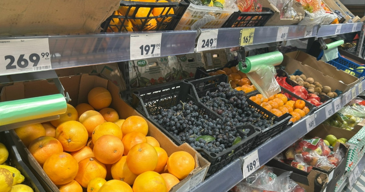 В «Чижике» распродажа: новогодние товары по 9 р...