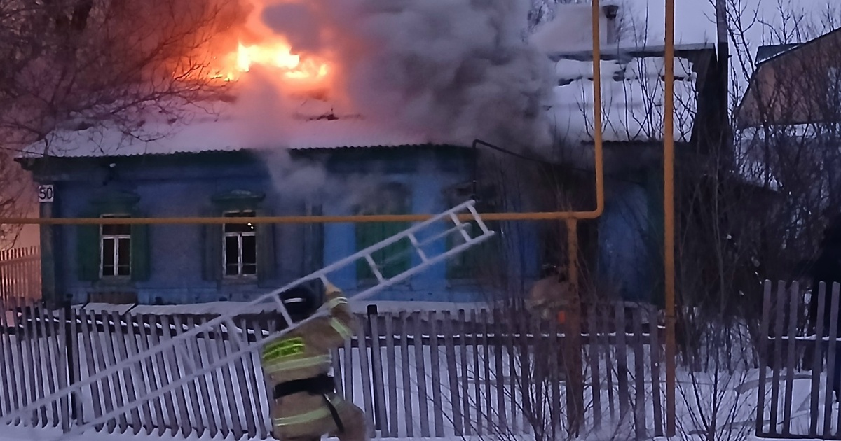 12 января в Сергиевске при пожаре в заброшенном доме погиб человек Обстоятельства ЧП устанавливаются