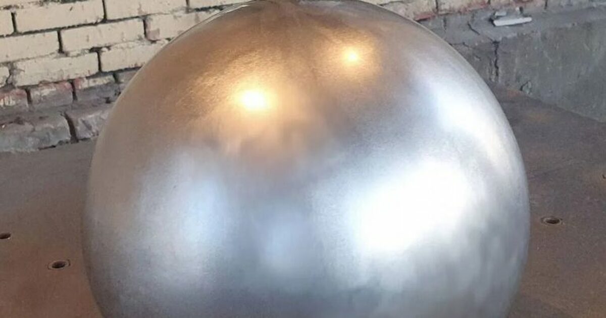 Продавец говорит, что шары более не актуальны в...