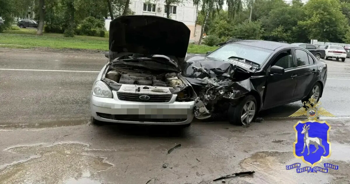 По предварительным данным, 79-летний водитель L...