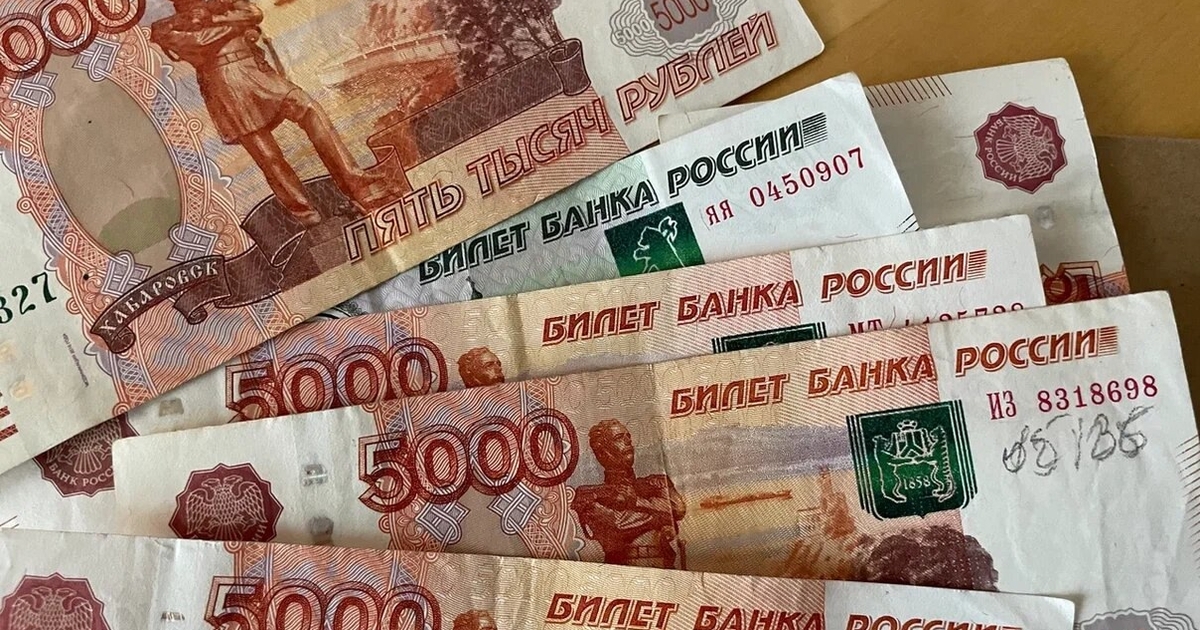 64-летняя жительница Тольятти передала мошенник...
