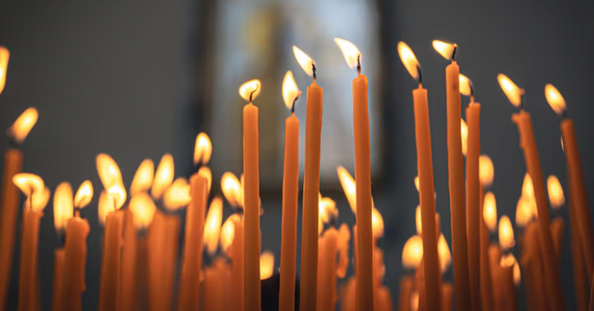 Не прошло колдовство со свечами: в РПЦ разъяснили, опасны ли такие обряды Священник ответил на вопросы прихожан о случаях...