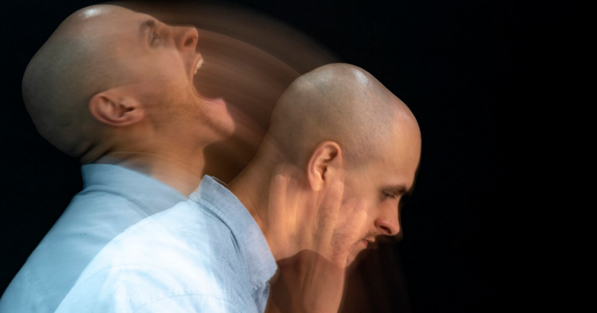 Психиатр Александр Бурцев рассказал о первых си...