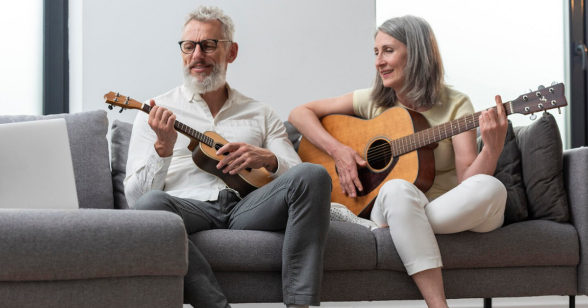 Учёные выяснили, что обучение игре на музыкальн...