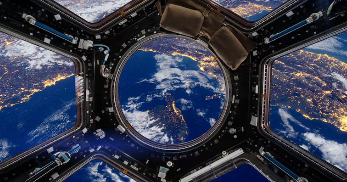 Экипаж миссии Artemis II от NASA починил туалет...