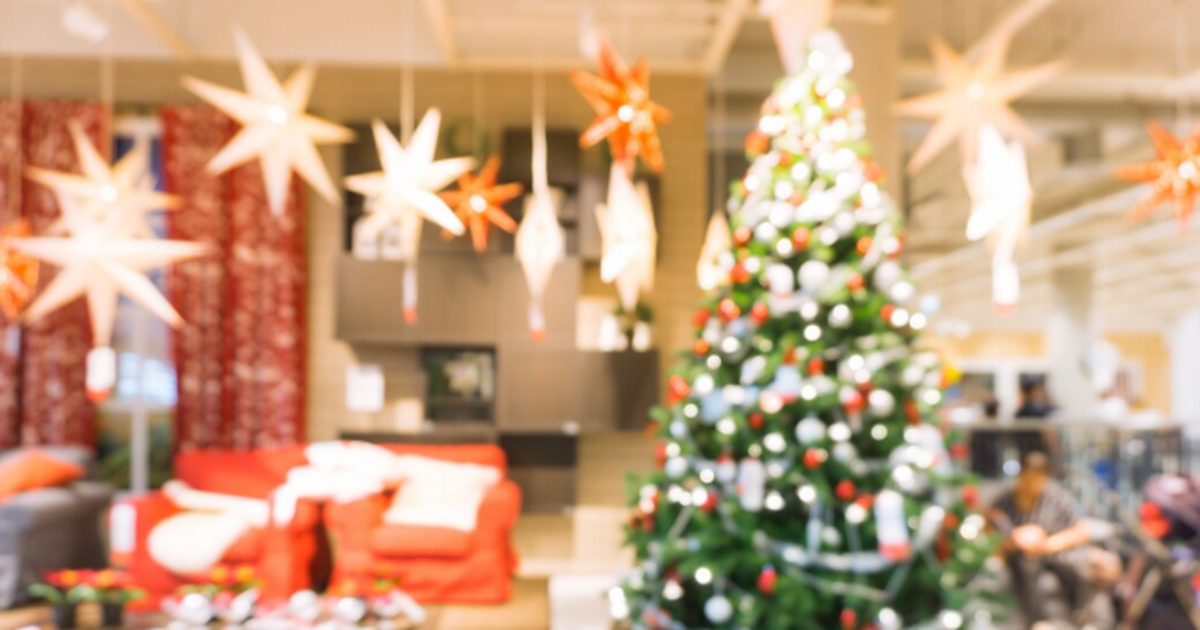 Не ждите декабря — покупайте сейчас: 10 категорий товаров, которые резко подорожают к Новому Году-2026 Самые спокойные и бюджетные праздники — у тех, ...