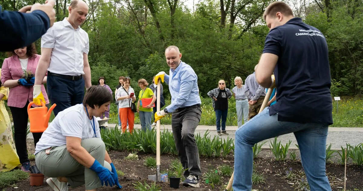 «Райский сад» представляет собой коллекцию деко...