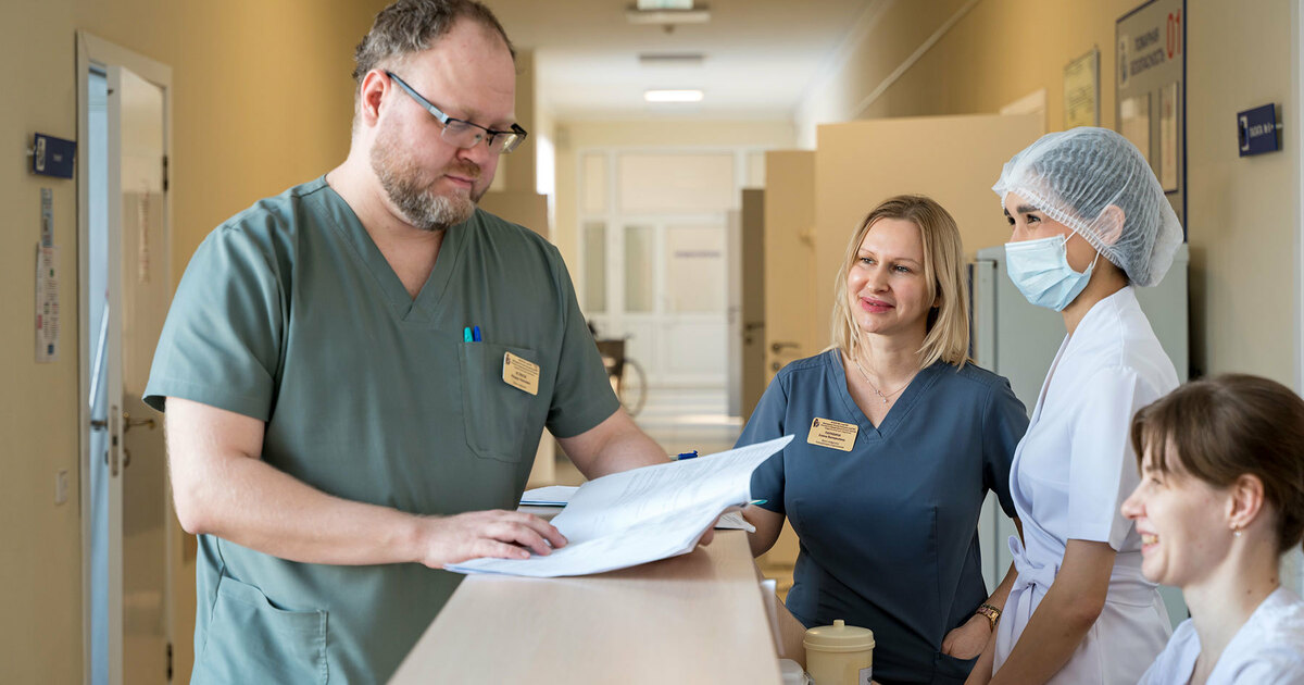 В Клиниках СамГМУ помогли пациенту с сильными отеками из-за гломерулонефрита Пациент избавился от 20 кг жидкости