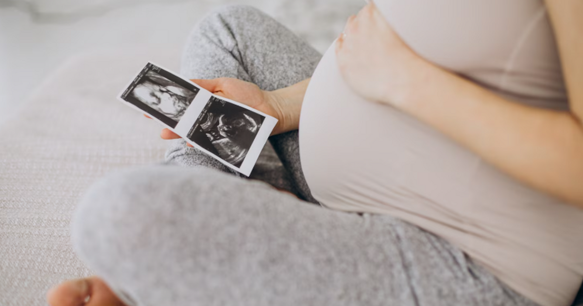 Священник Островский рассказал, считает ли церковь ЭКО грехом Священник Павел Островский рассказал, как церко...