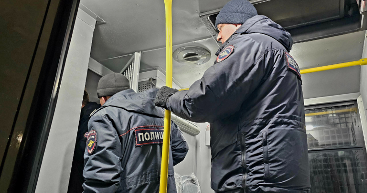 Молодой человек передал третьим лицам доступ к ...