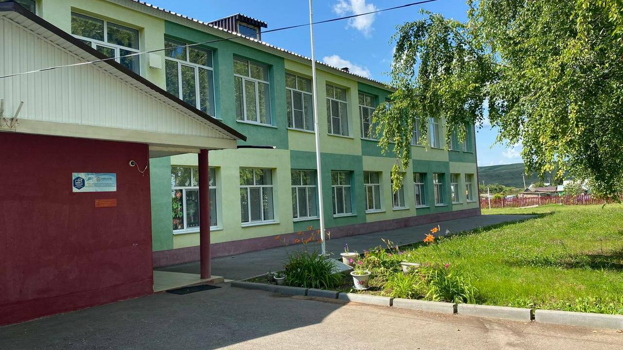 Махинации при ремонте школы: в Самарской области перед судом предстанет муниципальный чиновник Стоимость фиктивных договоров превысила 1,5 мил...