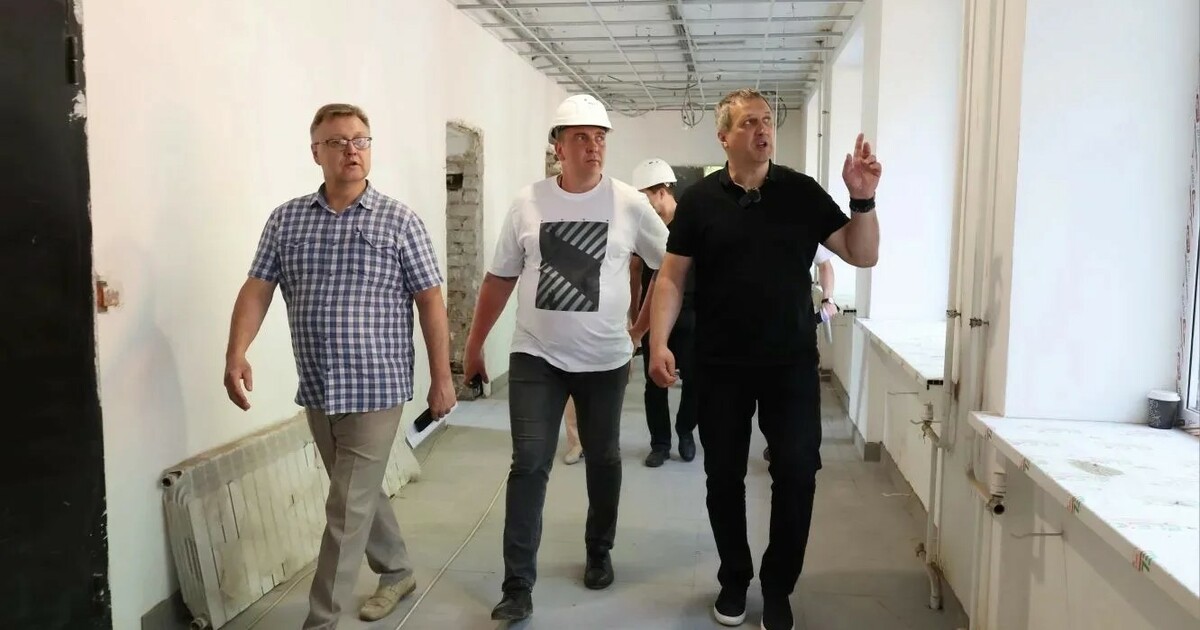 В Самаре проверили ход ремонта школы № 8 и дошкольного отделения школы № 35 Объекты посетили глава города Иван Носков и деп...