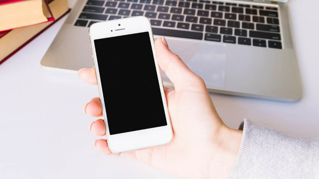 Apple vs ИИ: почему гигант оказался позади конкурентов и что с этим делать Из-за недостаточного прогресса в сфере искусств...