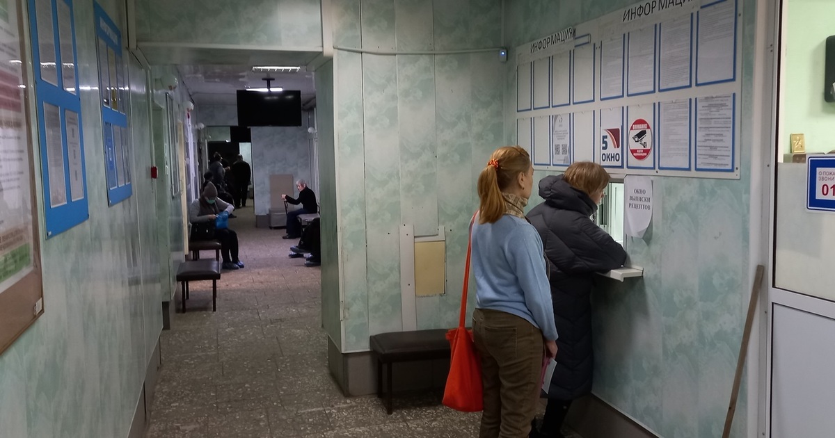 Жители Самары жалуются на нехватку терапевтов в больнице №13 В Самарской области наблюдается дефицит врачей-...