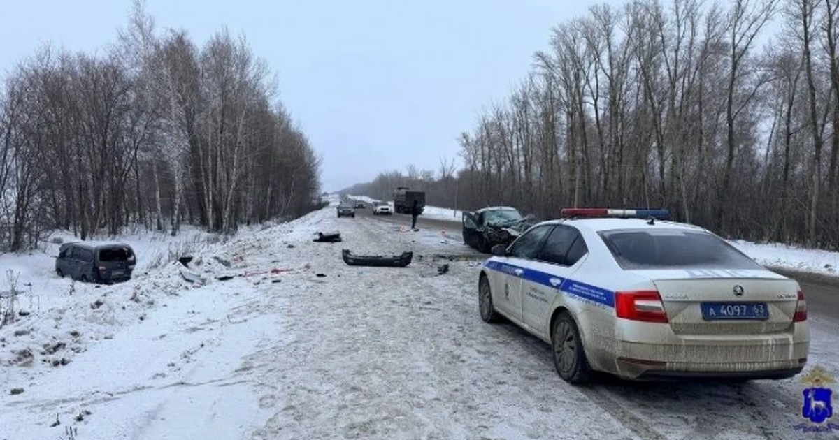 Столкнулись Hyundai и Granta