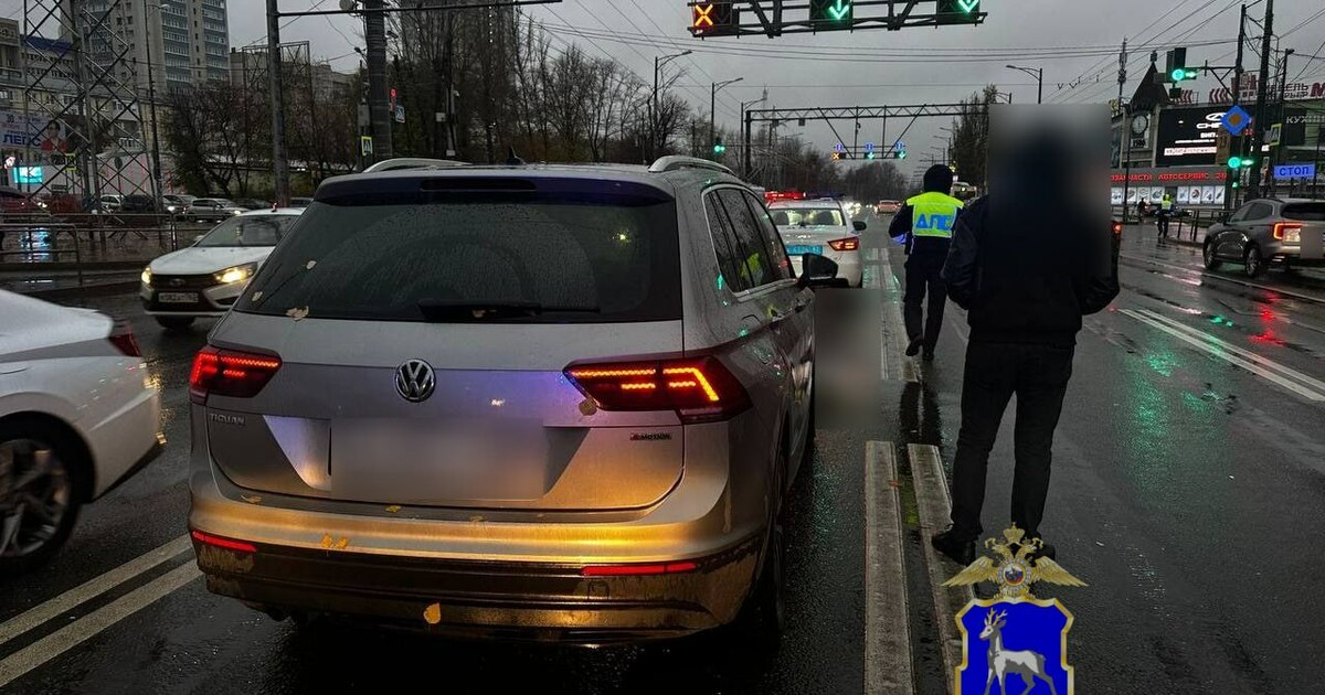 1 ноября в Самаре женщина погибла под колесами Volkswagen на Московском шоссе Об этом сообщил областной главк МВД