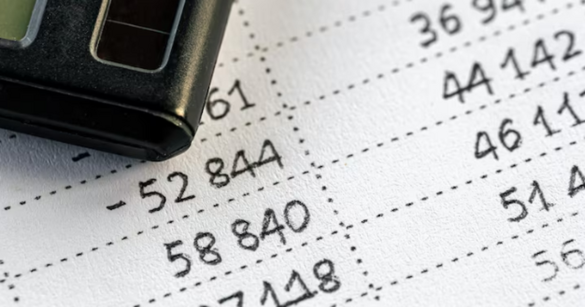 С 1 апреля в квитанциях ЖКУ появились новые строки: что они означают на самом деле С 1 апреля ЖКХ меняется: просрочил — заплатишь ...