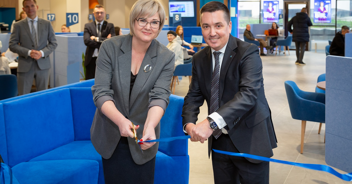 В центре Тольятти открылся флагманский офис ВТБ ВТБ открыл в Тольятти новый технологичный офис ...