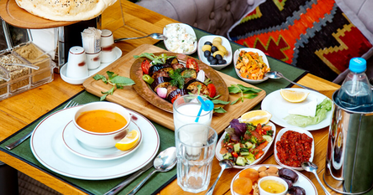 Россияне отмечают платный вход и обязательные д...