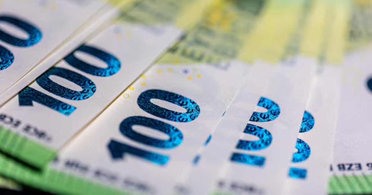 Всем, у кого наличные дома: нужно ли скорее поменять старые 5000 рублей на новые С 10 марта 2025 в обороте обновлённые пятитысяч...