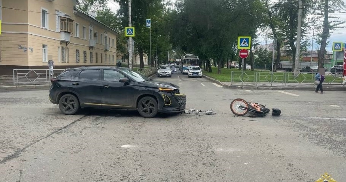 Два ДТП с участием подростков на питбайках прои...