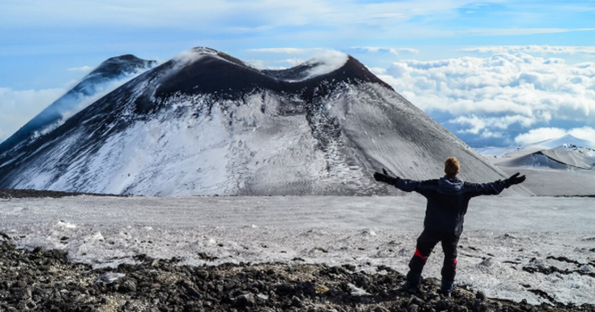 KP.ru: Паника могла вынудить не выживших туристов разрезать палатку на Камчатке Причиной трагедии с туристической группой на Ка...