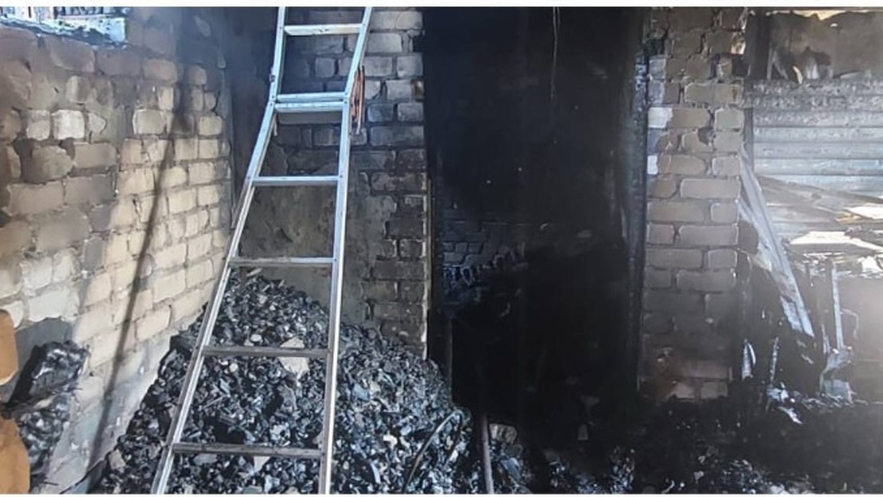 В Самарской области возбуждено уголовное дело о пожаре, унесшем жизни 3 человек Дело возбуждено по статье 109 УК - причинение с...