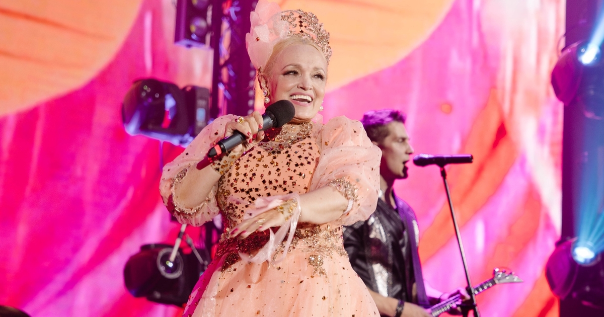 Российская эстрада подвела итоги сезона новогод...