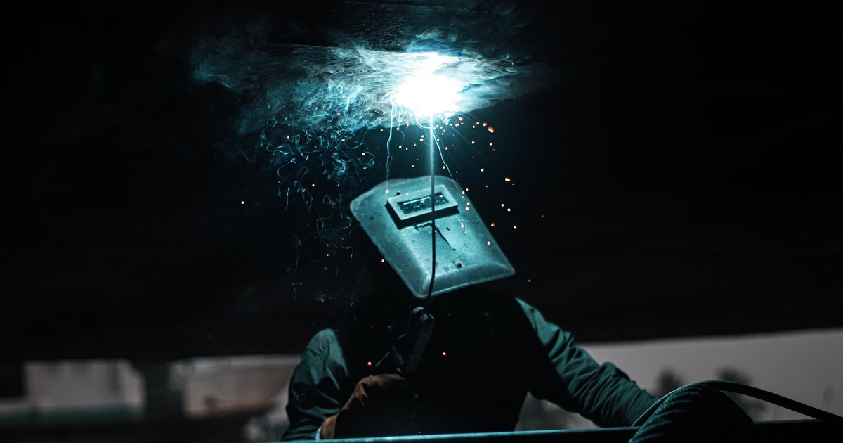 В Самарской области в работе со сменным графиком по зарплатам лидируют сварщики Средняя зарплата сварщика составила 193 035 рублей