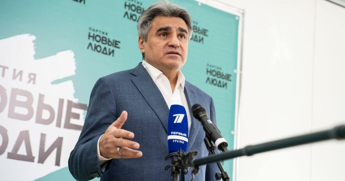 С такой инициативой выступил лидер партии «Новы...