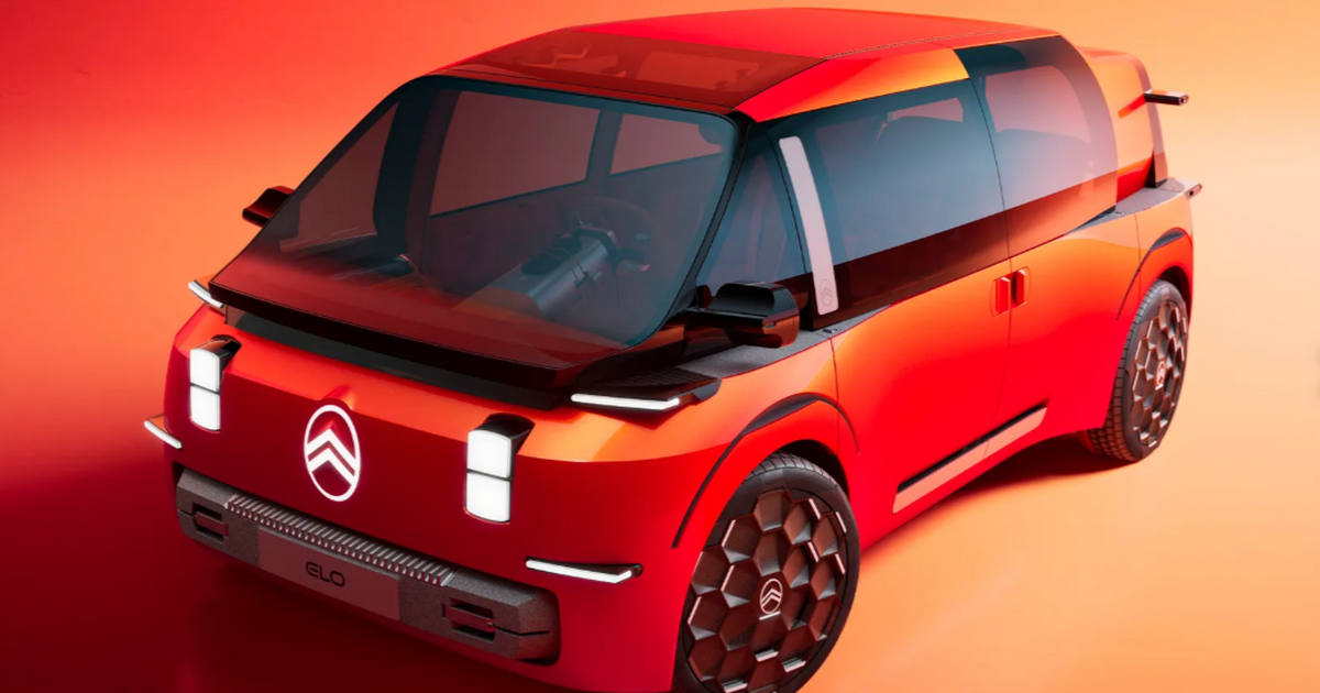 Citroen показала минивэн ELO со спальней и кинотеатром в салоне Компания Citroen представила концепт компактног...