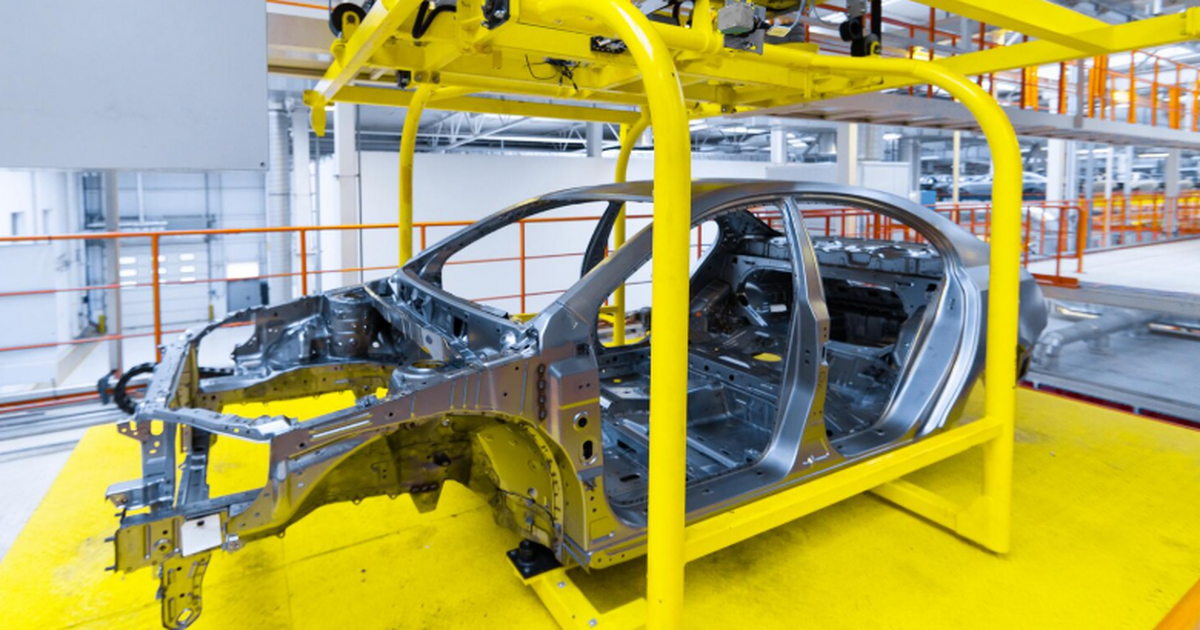 Владельцы старых моделей LADA до сих пор регуля...