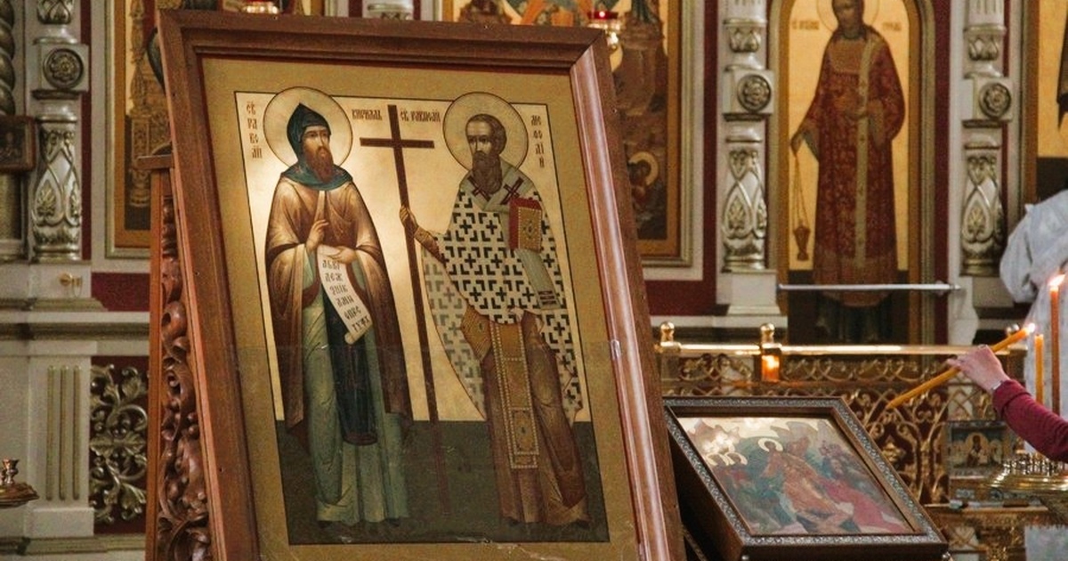 Федорищев поздравил жителей Самарской области с Днем славянской письменности В обращении глава региона отметил, что этот пра...