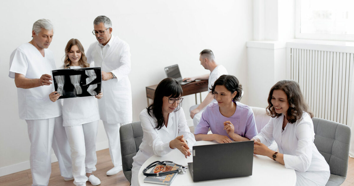 Самарские врачи рассказали об интимной пластике: откровенно, честно и без стеснения Самарские гинекологи МЦ «Фортуна» — о безоперац...