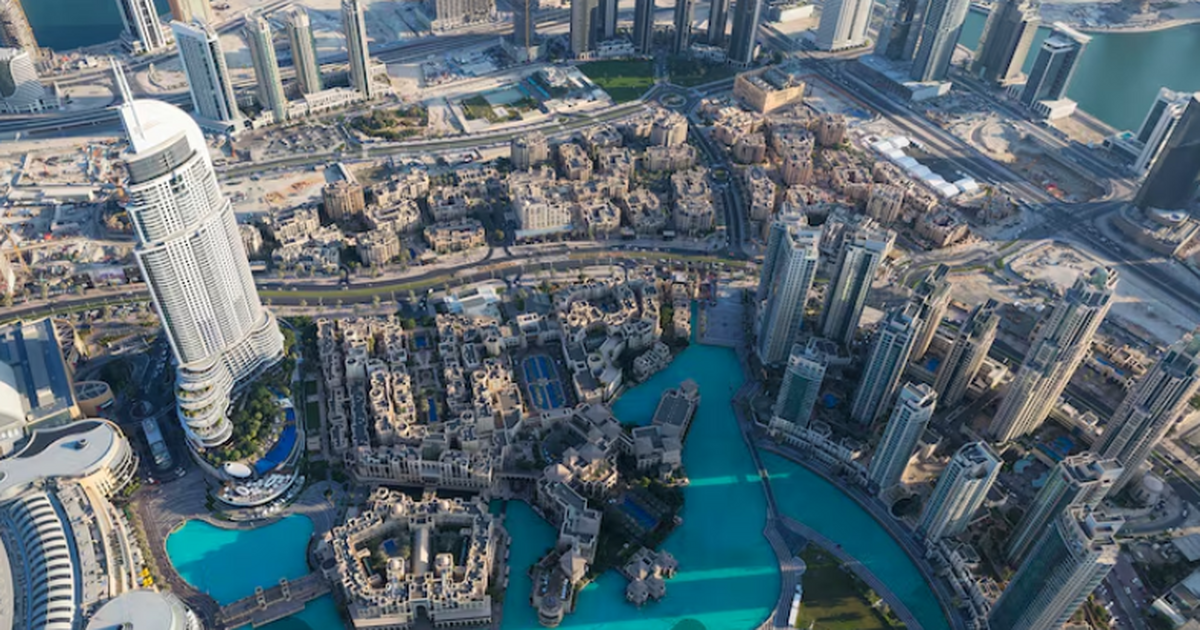 Российским туристам в Дубае и Абу-Даби стоит уч...