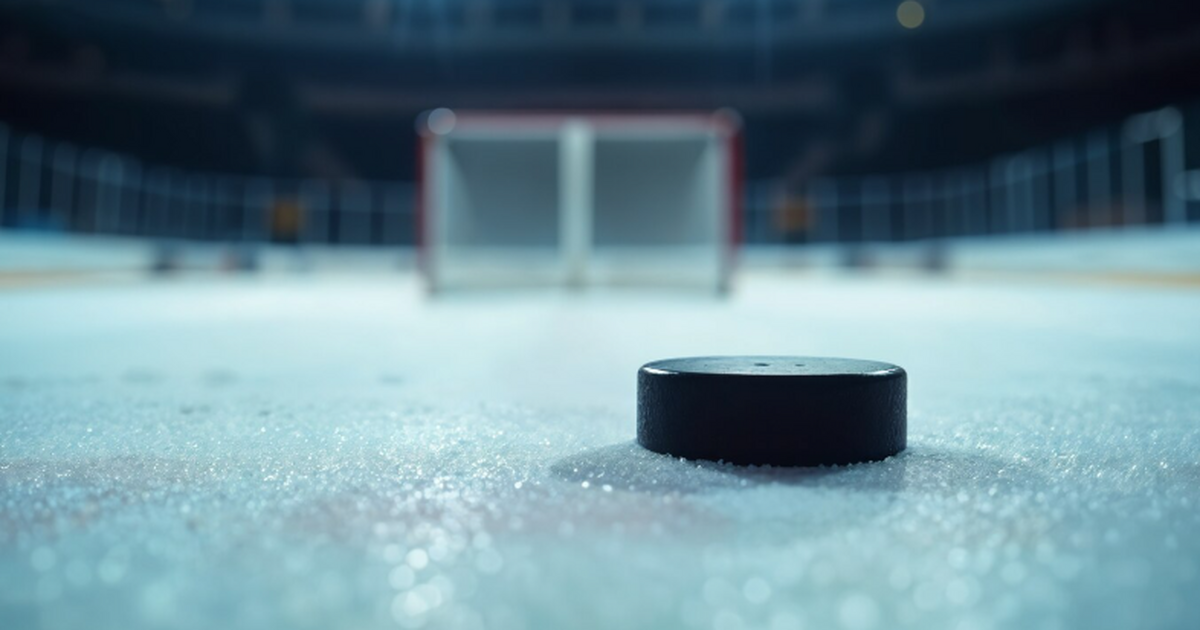 Момент кражи шайбы после 900-го гола Овечкина в НХЛ сняли на видео В матче регулярного чемпионата НХЛ «Вашингтон К...