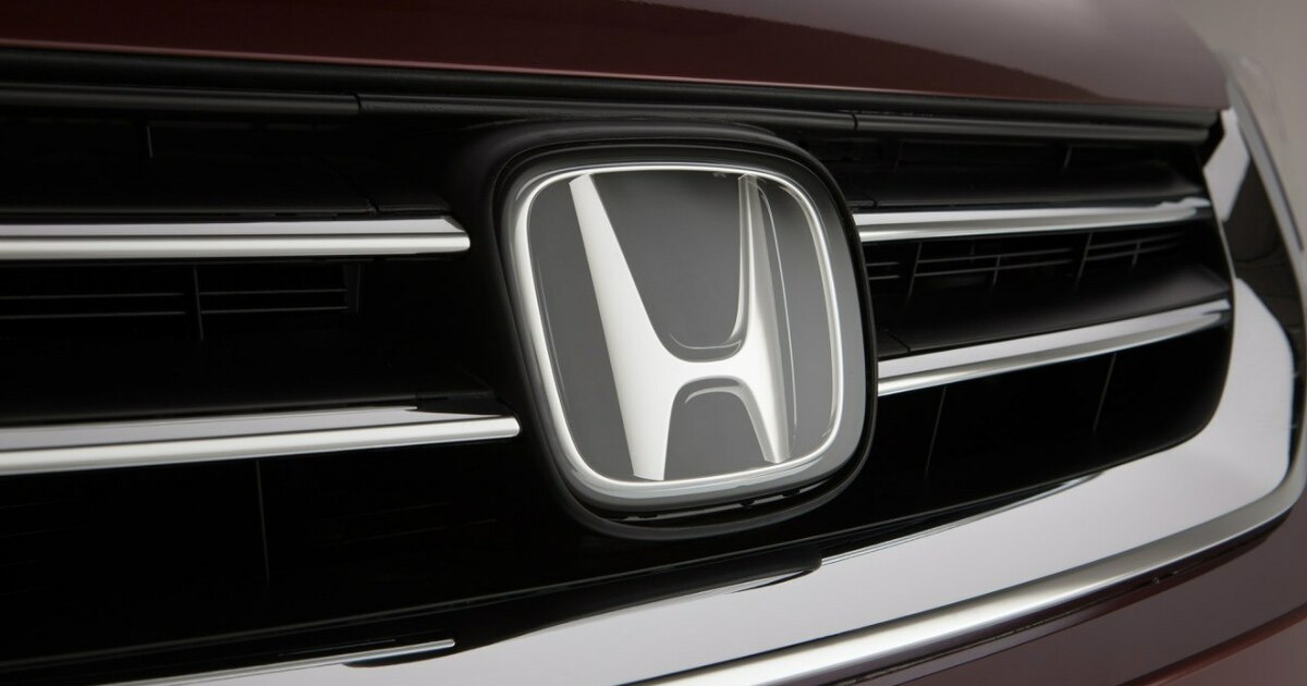 От 1,5 млн рублей: в России начались продажи новых кроссоверов Honda WR-V Одним из немногих недорогих кроссоверов, не поп...