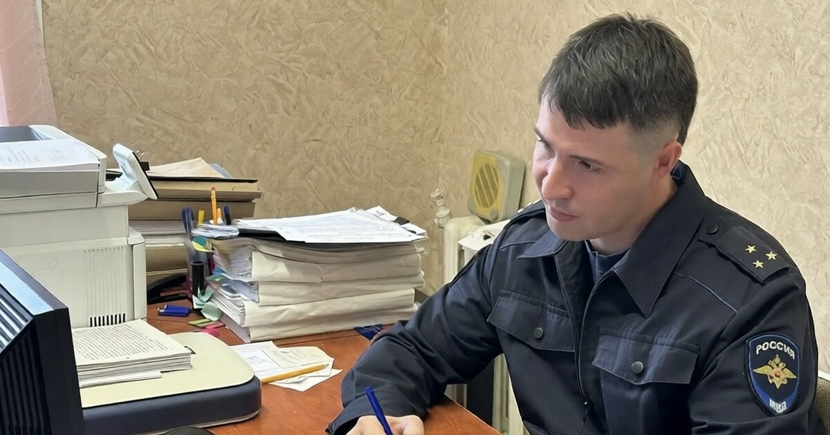 Мошенники убедили его, что на его имя пытаются ...