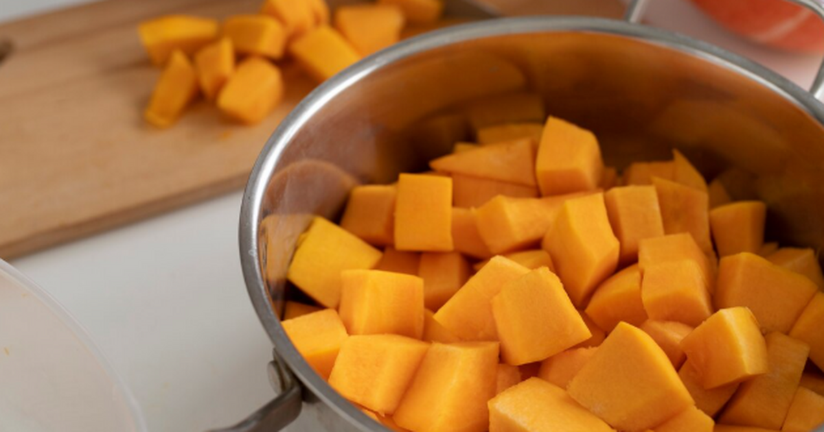 Жарю тыкву до румяной корочки на сковороде — вкус как у спелого манго: такой тыквы вы точно не ели Забудьте про водянистую варёную тыкву. На сково...