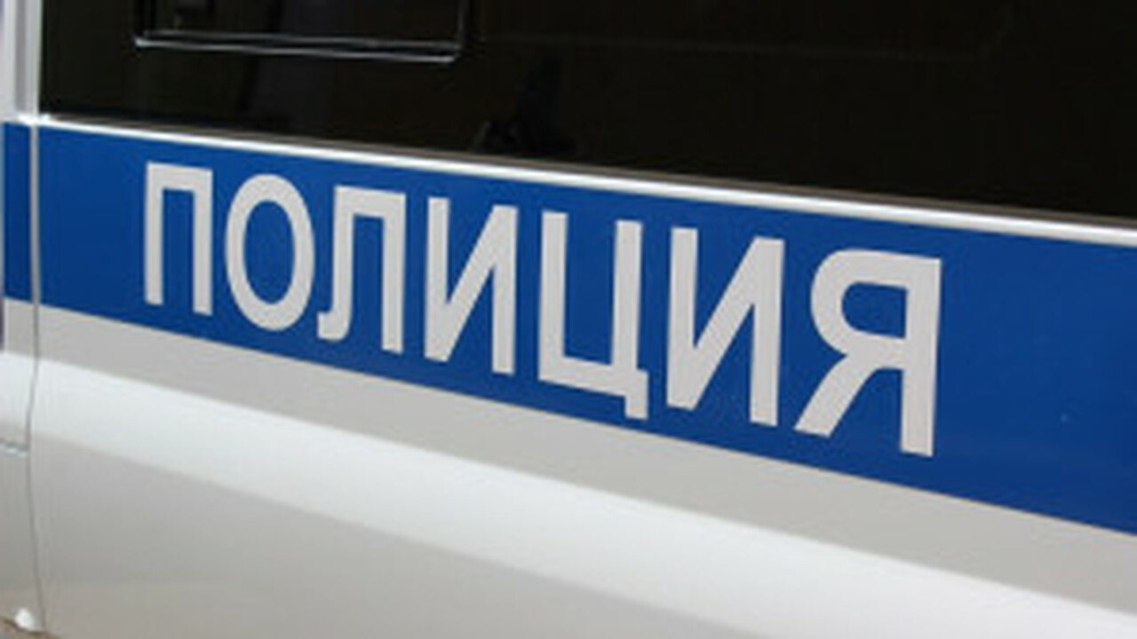 В Самаре житель села жестоко избил доставщика воды у психиатрической больницы Конфликт произошел из-за блокирования проезда ч...