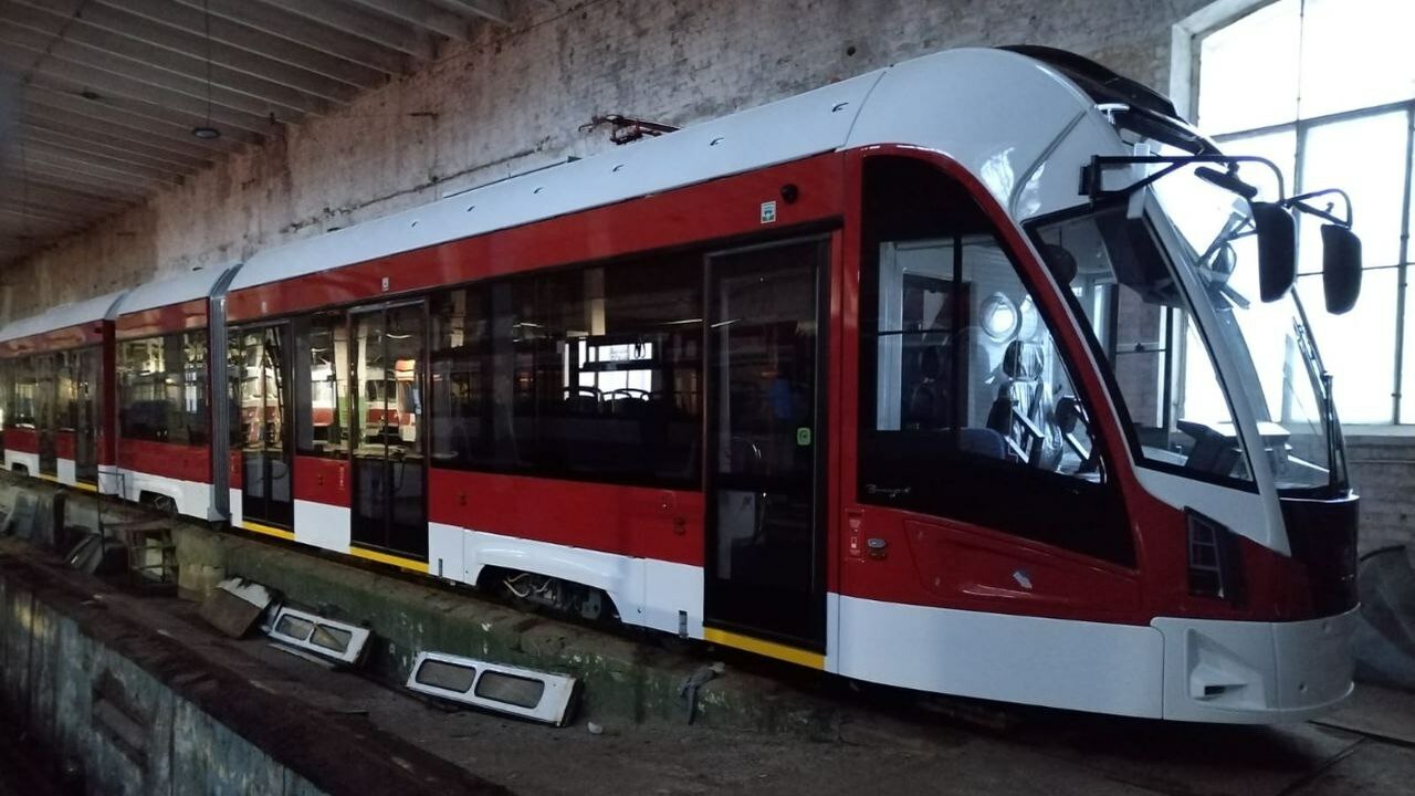 В Самару доставили первые три новых трехсекцион...